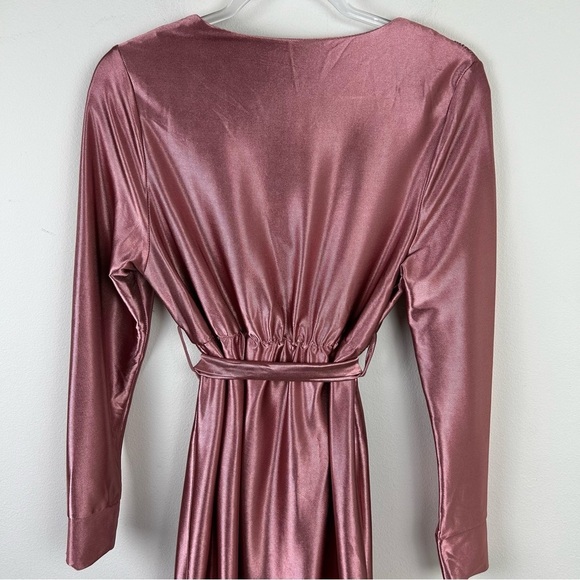 ASOS Design Maternity Stretch Satin wrap midi dress size: 10 - Picture 14 of 15